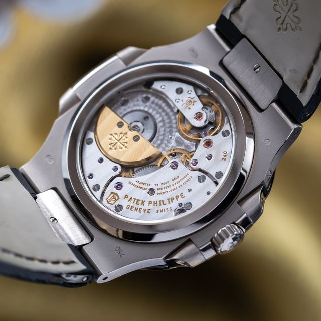 Patek Philippe Nautilus 5712G-001 Image 4